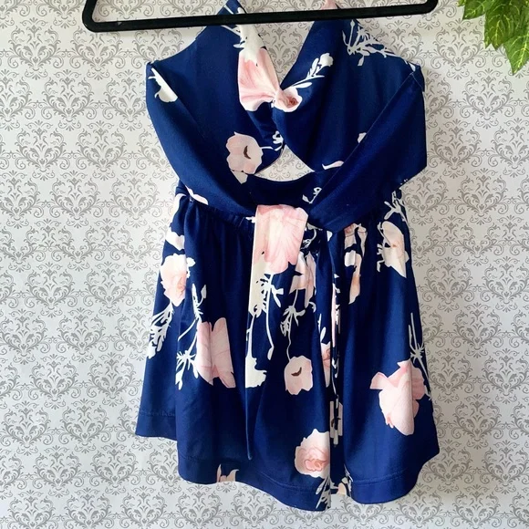 Women's Short Jumpsuit Floral Flowy Sleeveless V-Neck Romper Suit Blue Medium - Picture 5 of 8
